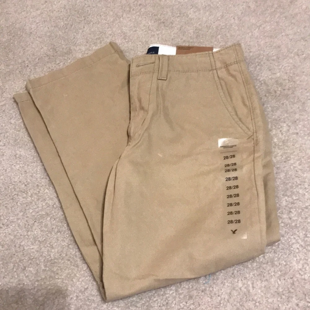 NWT American Eagle Mens Khakis